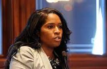 Gordon-Booth Improves Mental Health Response Bill