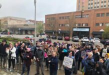 McLean County Democrats Rally to Support Abortion Rights